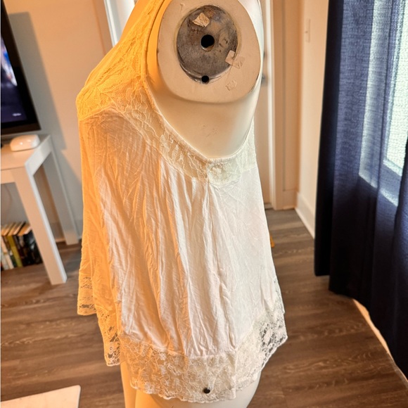 Abercrombie and Fitch blouse - Picture 4 of 6